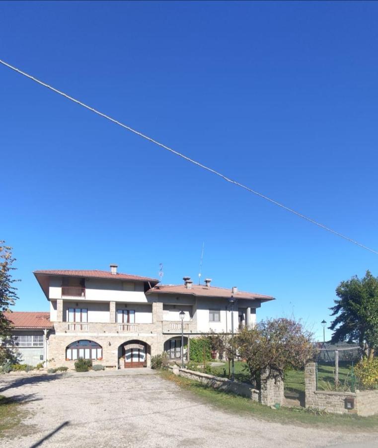 Az. Agr. Cascina Castellera Villa Serravalle delle Langhe Bagian luar foto